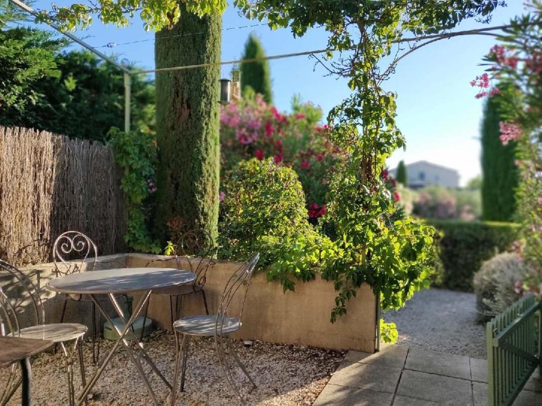 Un Gite En Provence - Les Jardins de Fontanille Saint-Rémy-de-Provence Extérieur photo